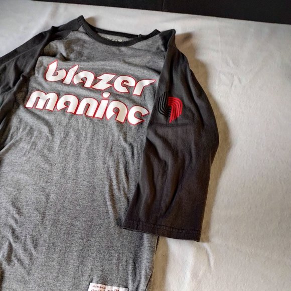 MITCHELL & NESS BLAZER MANIAC MEN'S T-SHIRT SIZE XL - Picture 2 of 12